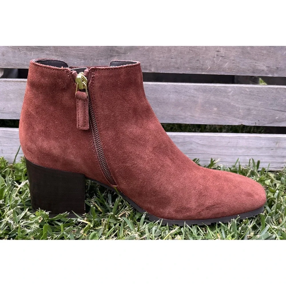 Aquatalia Italy Brown Suede Chelsea Ankle Boots Block Heel‎ Women's 8.5 M